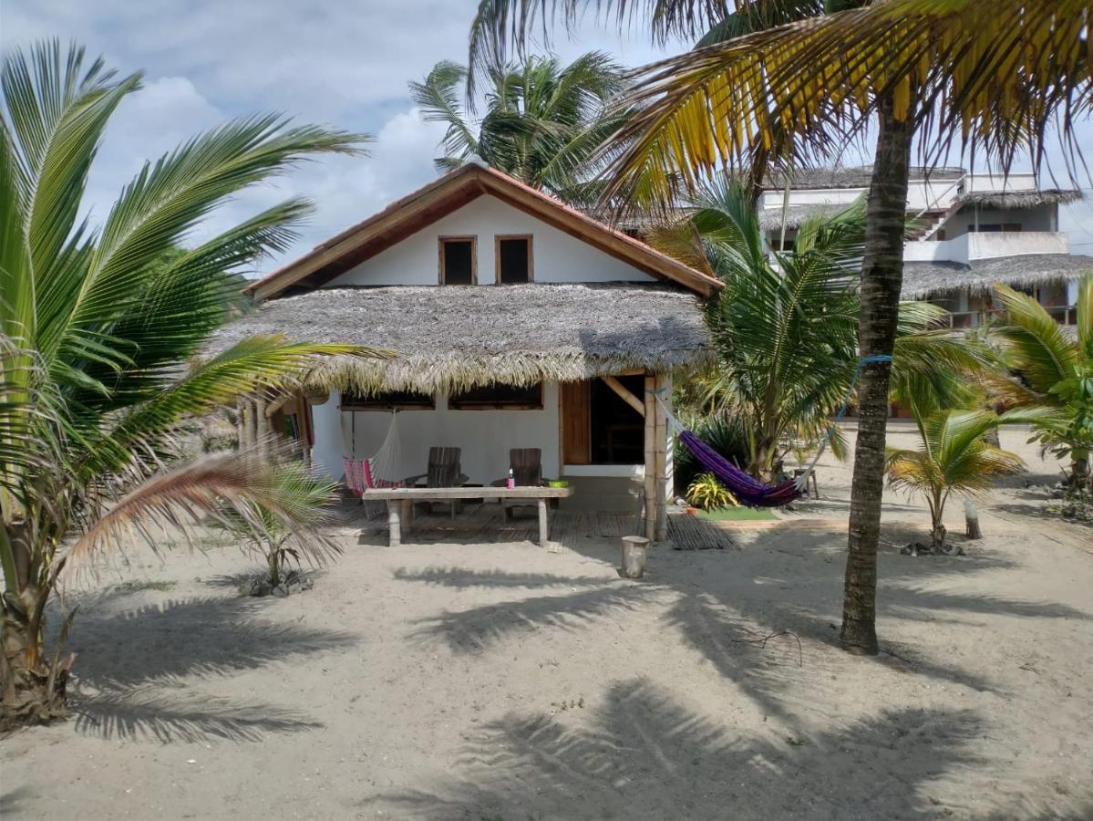 Beach Front Bungalows At The Coconut Canoa Exteriér fotografie