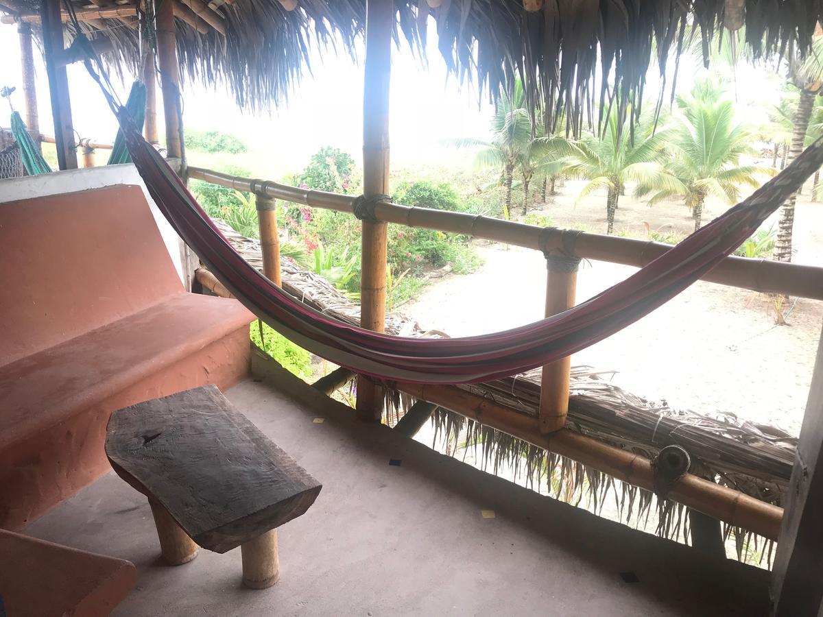 Beach Front Bungalows At The Coconut Canoa Exteriér fotografie