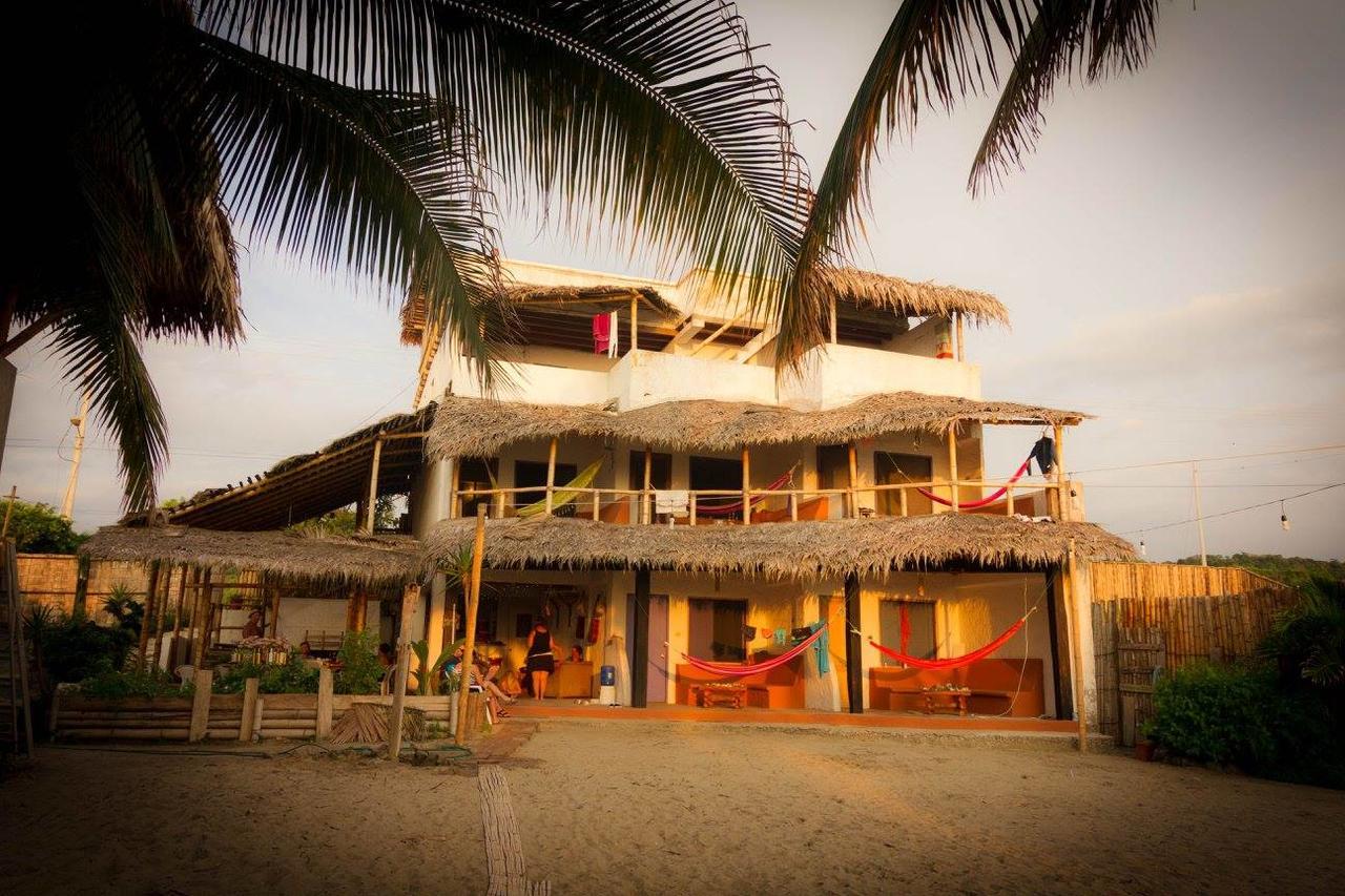 Beach Front Bungalows At The Coconut Canoa Exteriér fotografie
